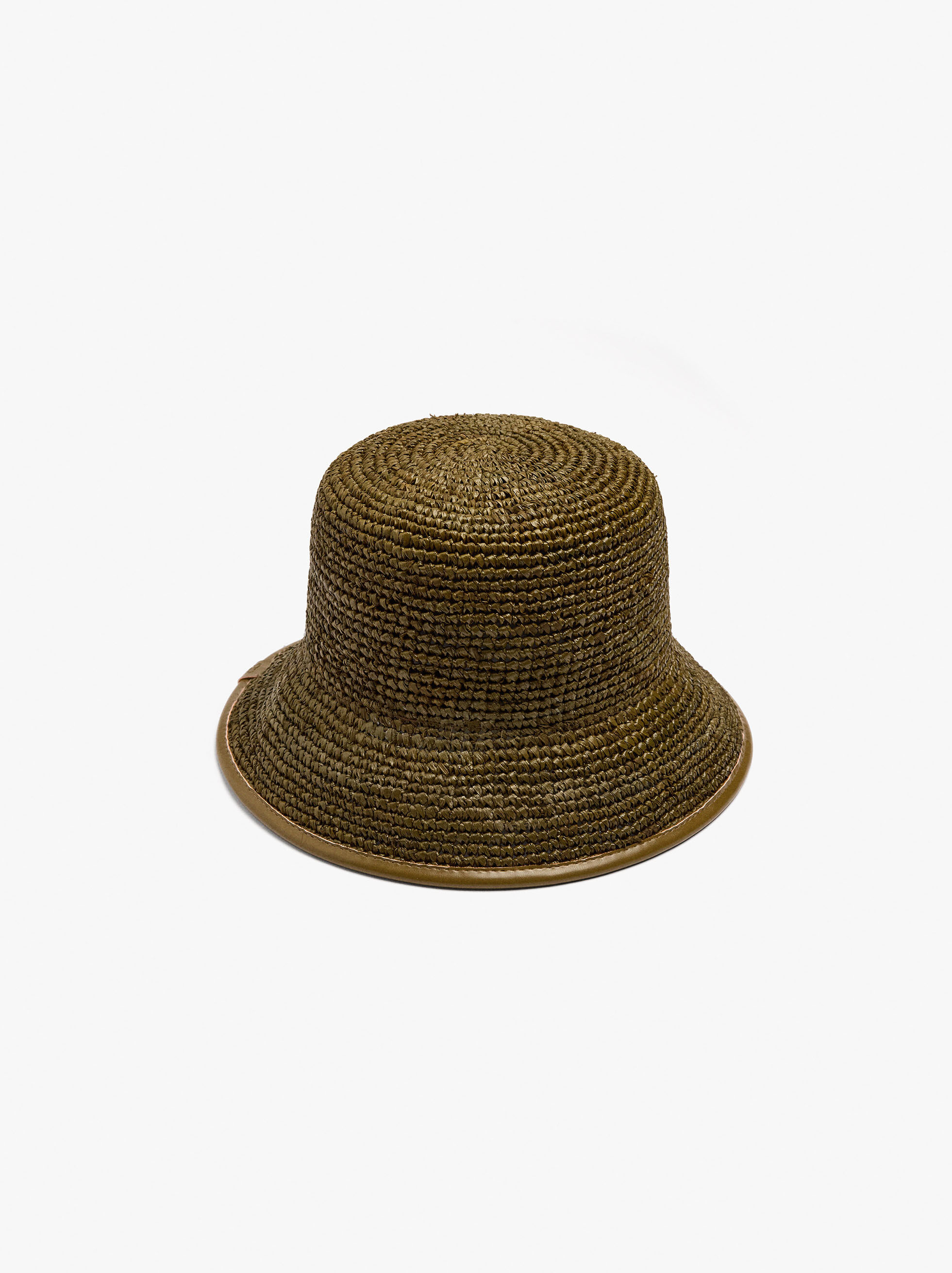 Chapéu bucket de rafia