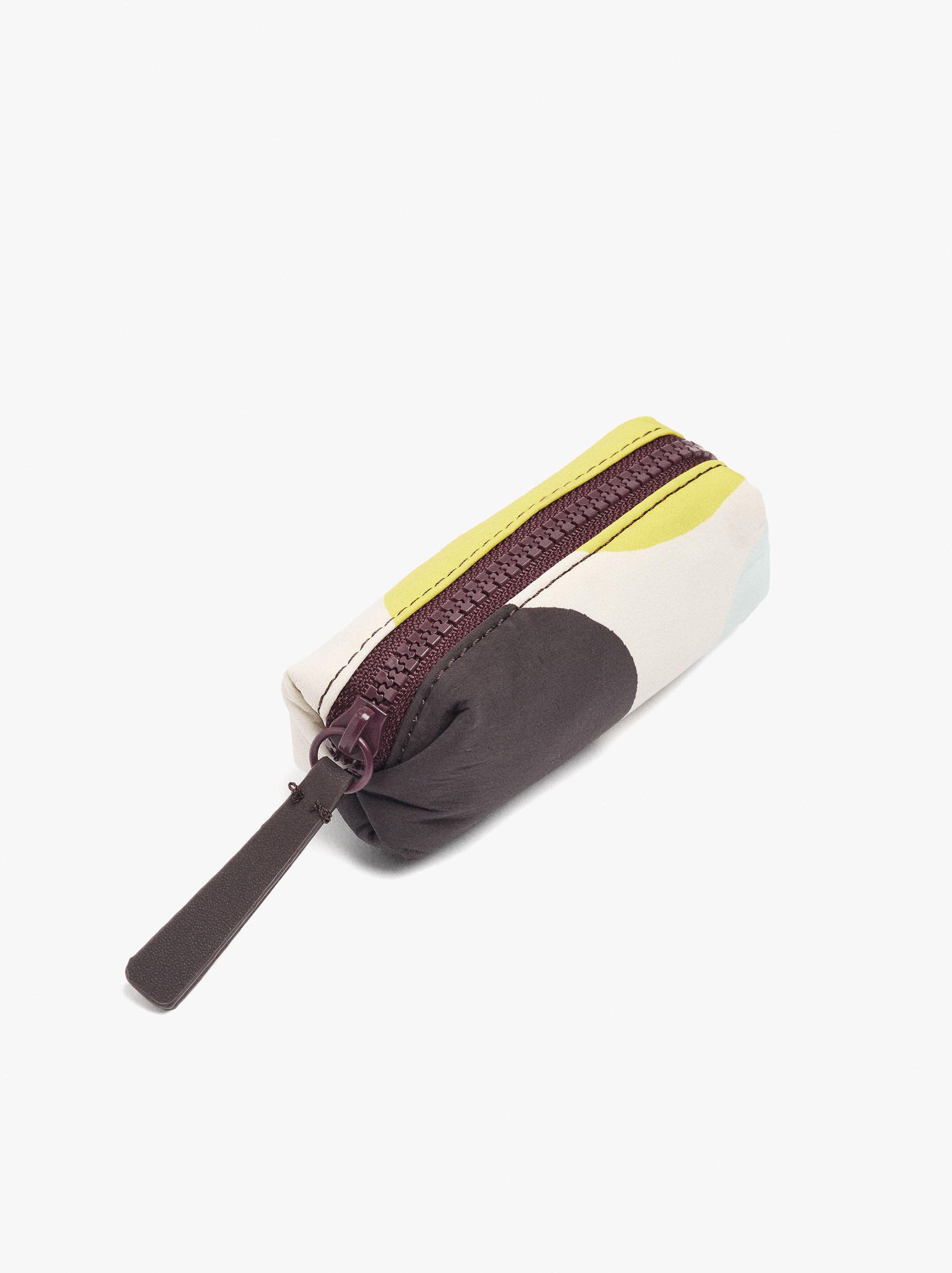Porta-jóias em rolo estampado de nylon