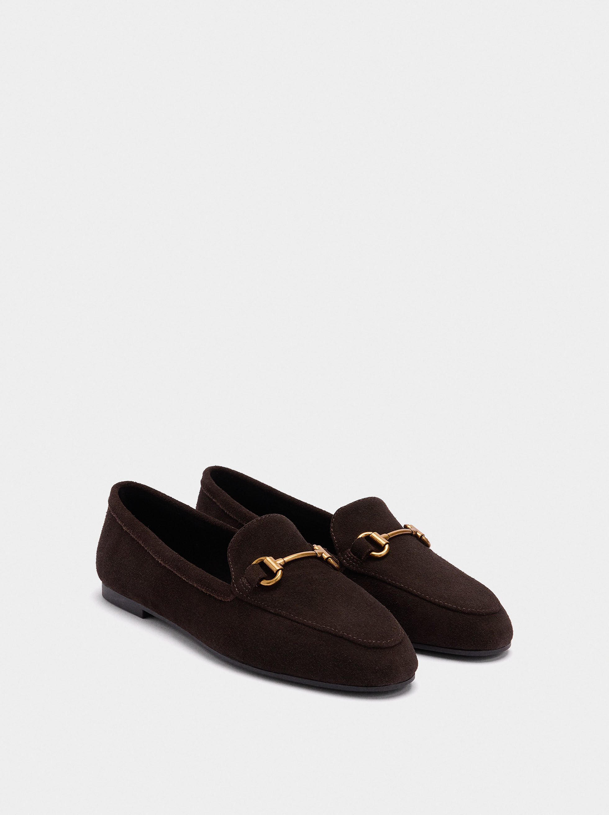 Mocassins de pele com fivela