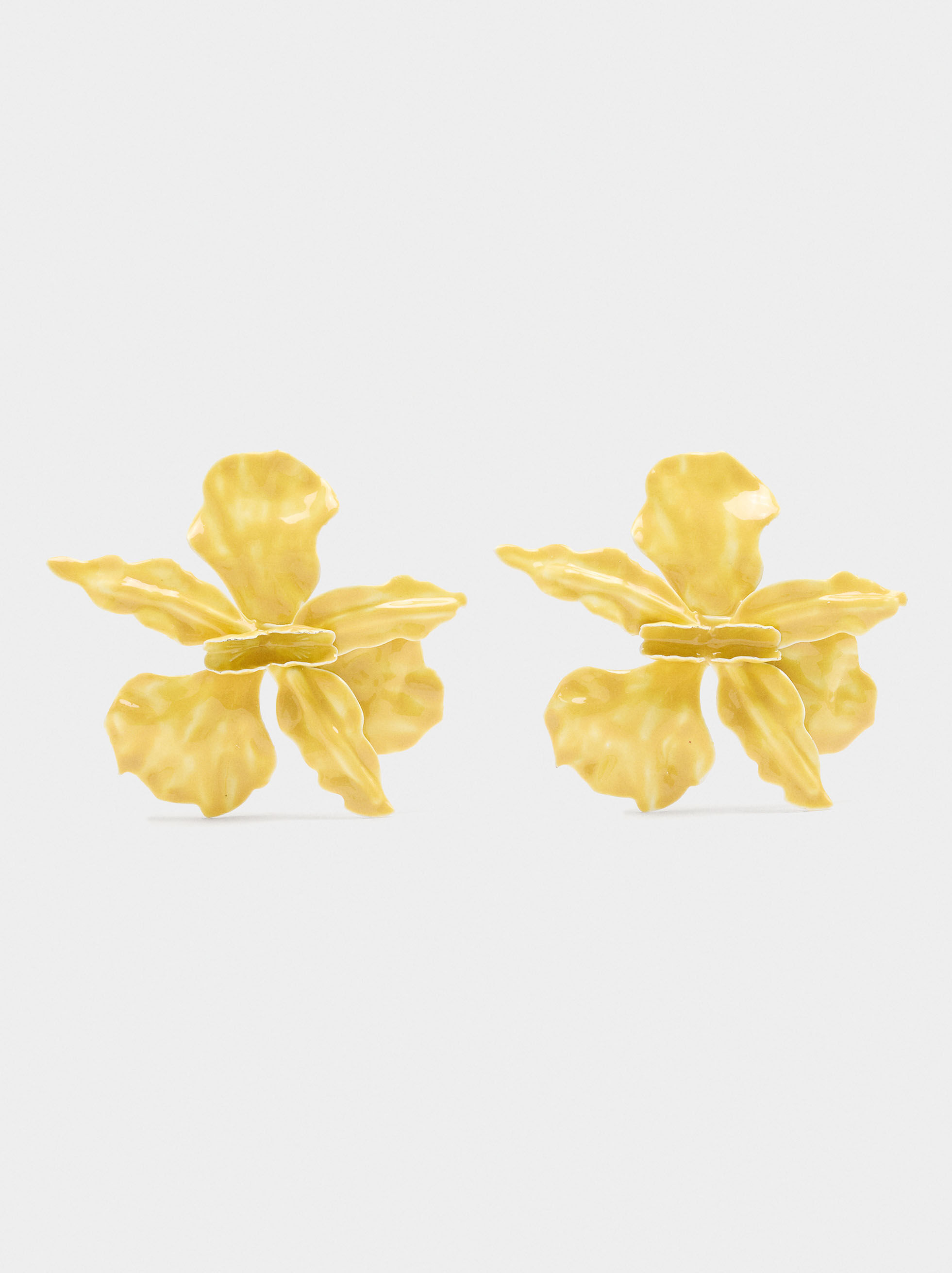 Brincos maxi flor com esmalte