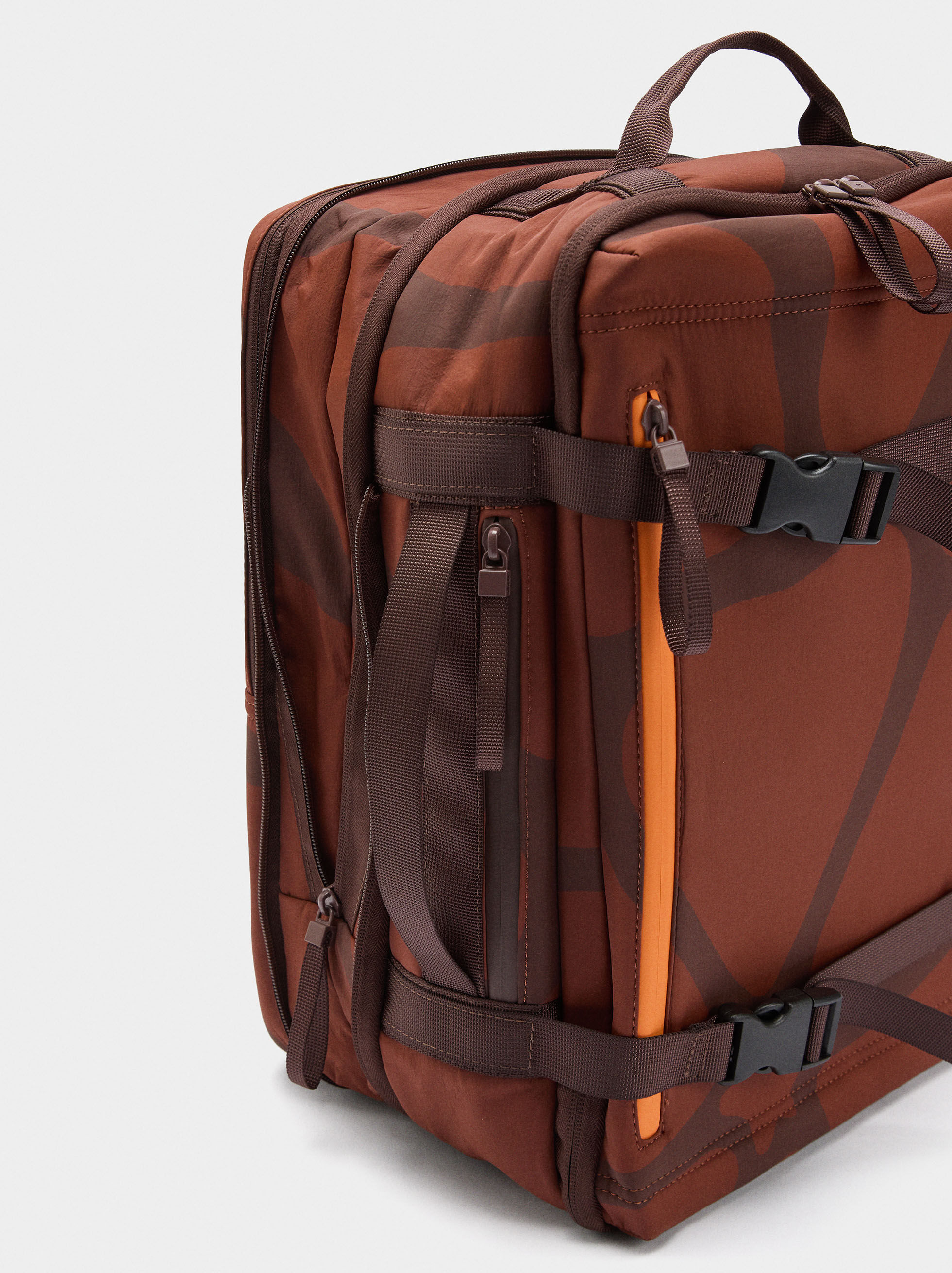 Mochila de cabine nylon extensível