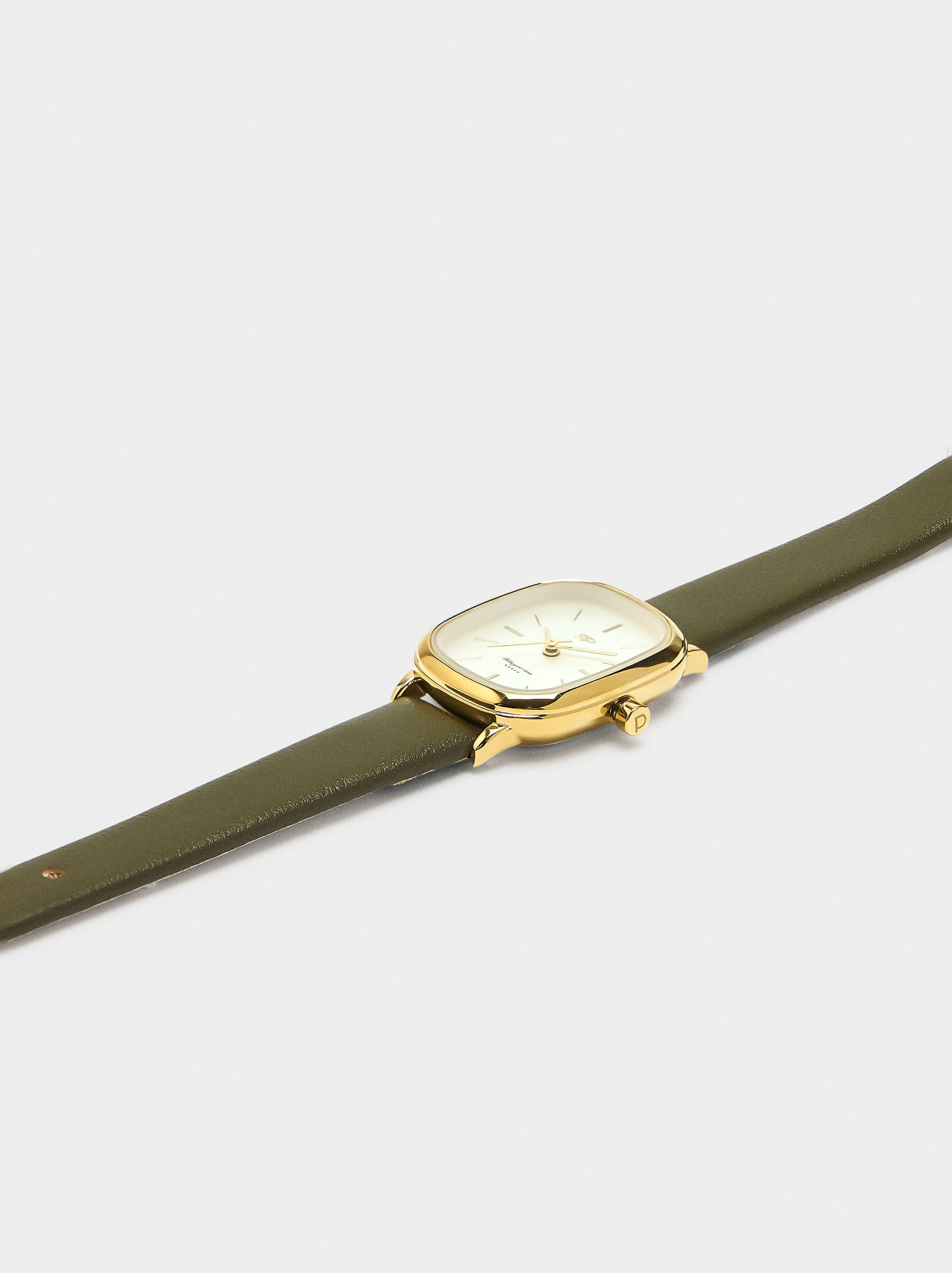 Relógio retangular bracelete efeito pele