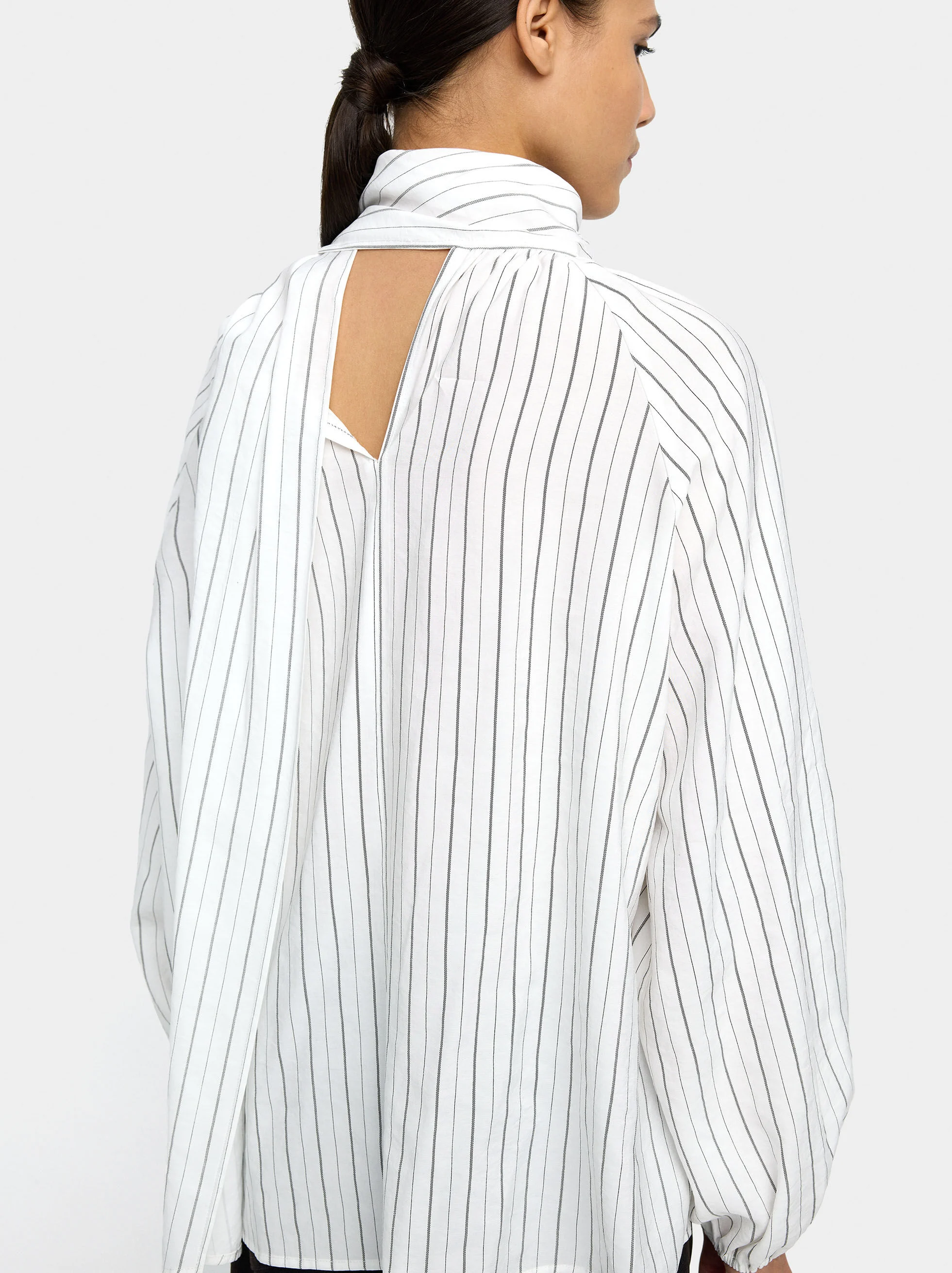 Blusa às riscas