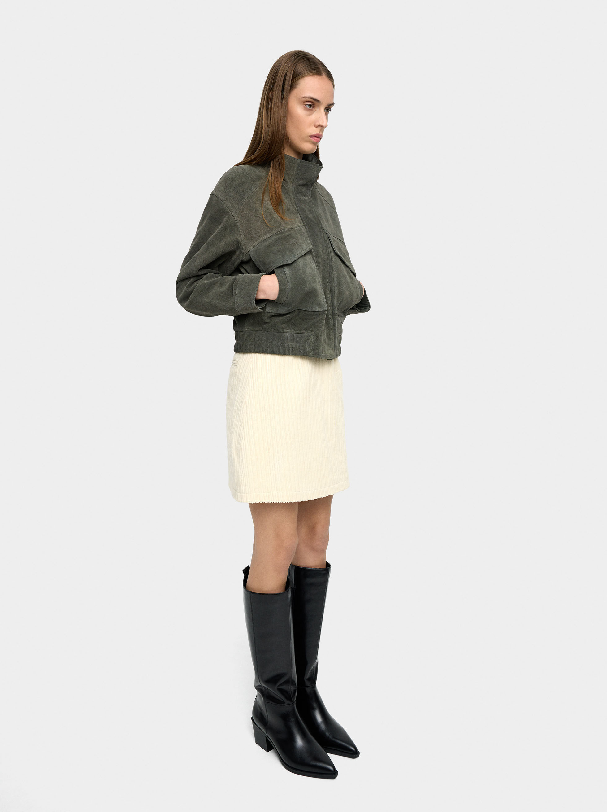Botas de cano alto pele com tacão