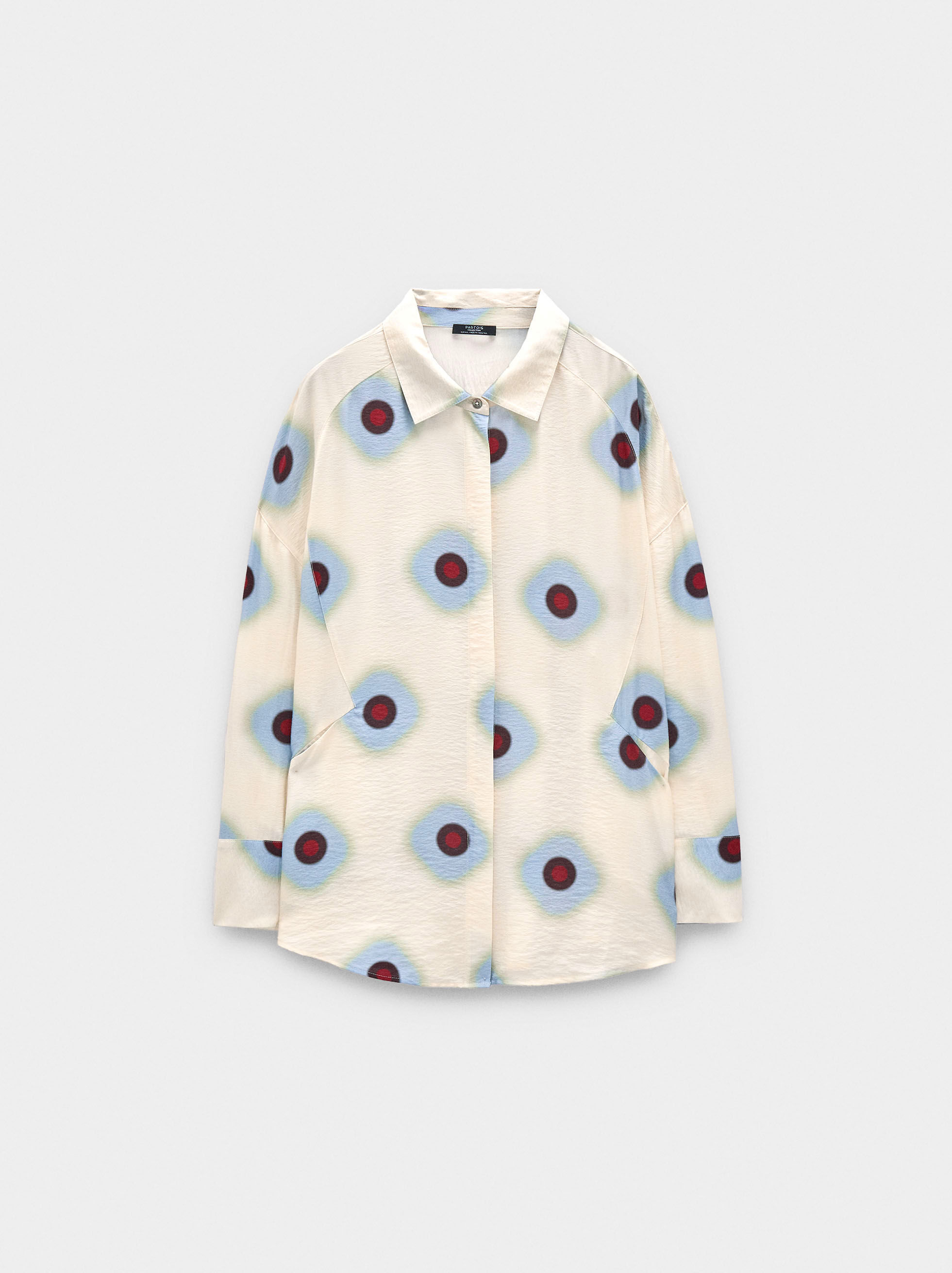 Camisa com estampado de círculos