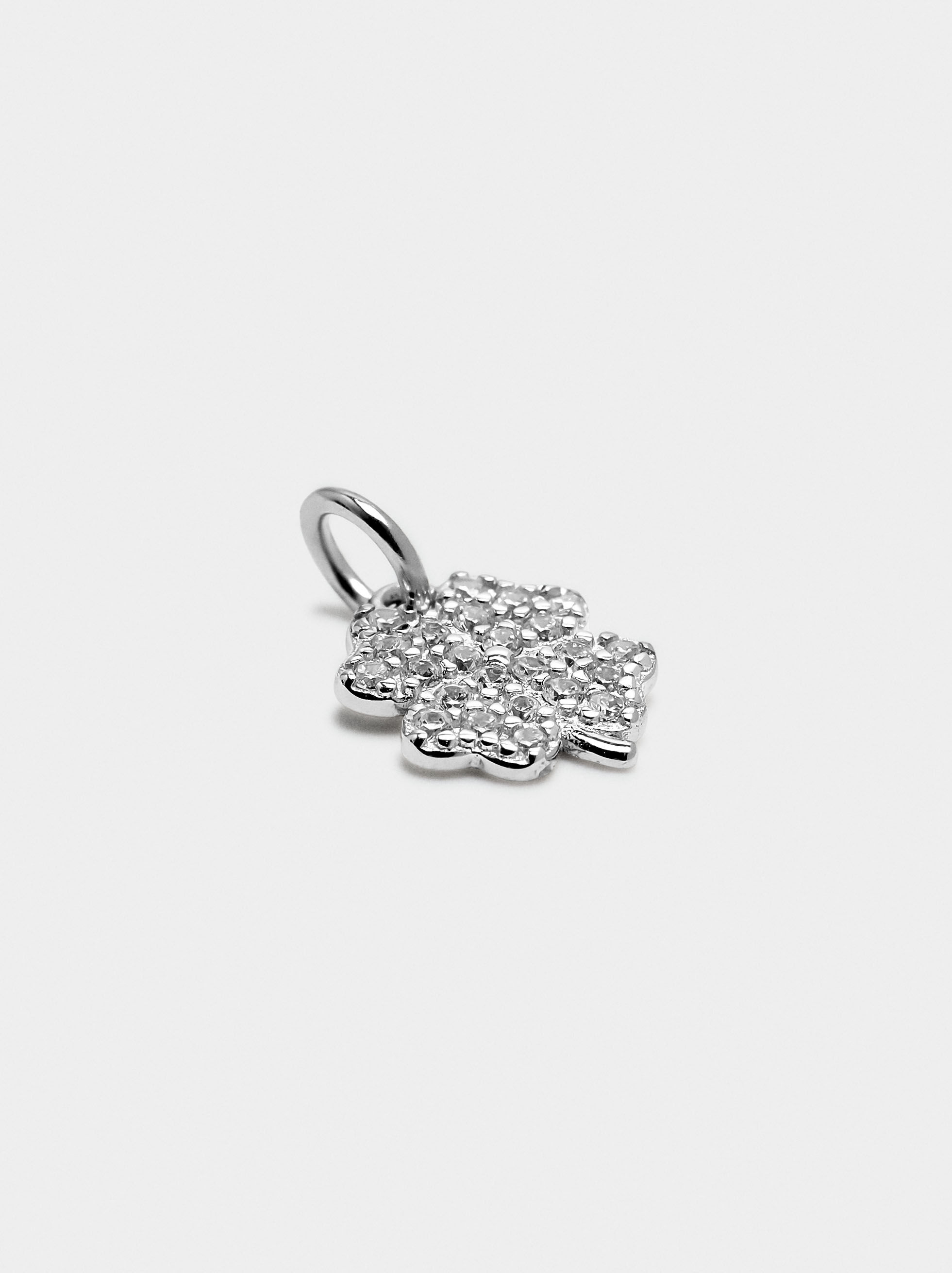 Charm trevo com zircónias – prata de lei 925 Charm trevo com zircónias - prata de lei 925